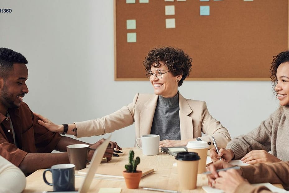 how-ordinary-people-are-building-profitable-agency-businesses-without-experience